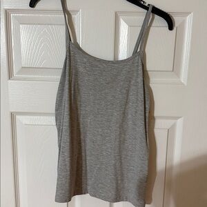 ** LAST CHANCE ** Women’s tank L